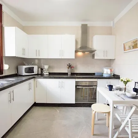 Light & Airy House En Route To Unesco Site